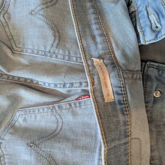 Levi’s Mile High Super Skinny Jeans – Light Wash – W26 L28 - Picture 3 of 3